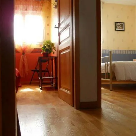 D'hotes : Chez Mamie Riclaude Homestay Orsan